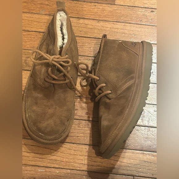 Ugg Neumel boots mens 10 brown suede lace up shoes womens 12 chukka